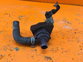 1K0121093AD  Насос антифриза дополнительный Volkswagen Passat B7 Арт 1008920v3, вид 3