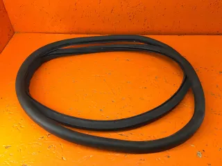 3C9867913B  Уплотнитель Volkswagen Passat B6 Арт 1009093, вид 1