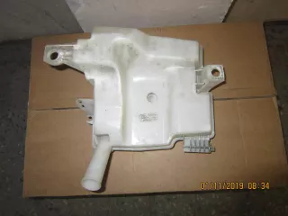 BV6117B613A Бачок омывателя лобового стекла Ford Focus 3 restailing Арт bY714014, вид 1