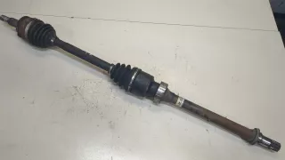GDC32550X Полуось передняя правая (приводной вал, шрус) Mazda 3 BM Арт 8744345, вид 1