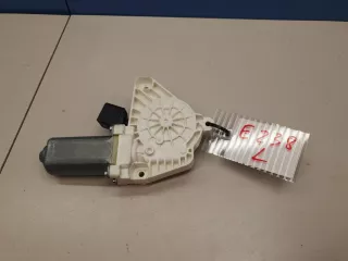 A0009066106 Моторчик стеклоподъёмника передний левый Mercedes E W238 Арт ZAP322979, вид 1