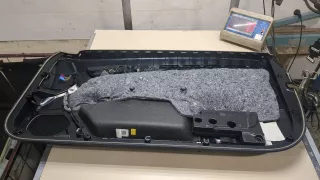 A20772031707M57 Обшивка двери передней правой (дверная карта) Mercedes E C207 Арт 8747040, вид 2