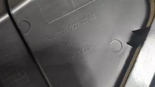 A20772031707M57 Обшивка двери передней правой (дверная карта) Mercedes E C207 Арт 8747040, вид 3