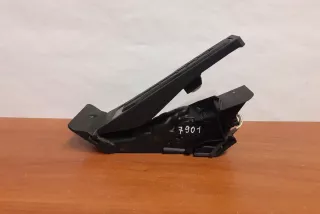 6889820, #7901, 12037313DE , art378330 Педаль газа BMW 1 F40 Арт 378330, вид 2