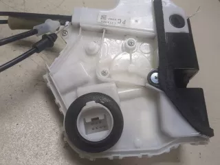BDNP73310B Замок двери задней левой Mazda 3 BP Арт 8757942, вид 4
