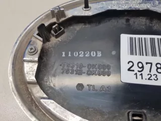 753100K080 Эмблема решетки радиатора Toyota Fortuner 2 Арт ZAP324486, вид 3
