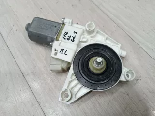 A1669060201 Моторчик стеклоподъёмника передний левый Mercedes ML/GLE W166 Арт ZAP325451, вид 1