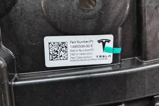 1495509-00-E, 1036762-00-A , art9799026 Молдинг двери передней правой Tesla model Y Арт 9799026, вид 7