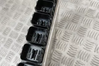 9894915, 0261S21763 , art9843975 Блок управления двигателем BMW 5 G30/G31 Арт 9843975, вид 5