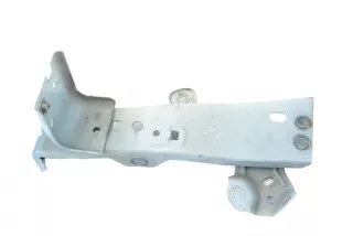 art9834138 Кронштейн крепления крыла Mazda 6 3 Арт 9834138