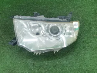 8301B305 Фара левая     галоген Mitsubishi Pajero Sport 2 Арт 0000005856374, вид 1