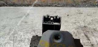 8M51R442A66DC Замок багажника Ford Focus 3 restailing Арт 00091058, вид 3