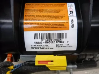 30715603 Подушка безопасности пассажирская (в торпедо) Volvo S60 2 Арт E12762617, вид 5