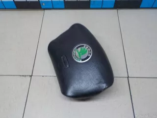 1U0880201 Подушка безопасности в рулевое колесо Skoda Octavia A4 Арт E31307446, вид 3
