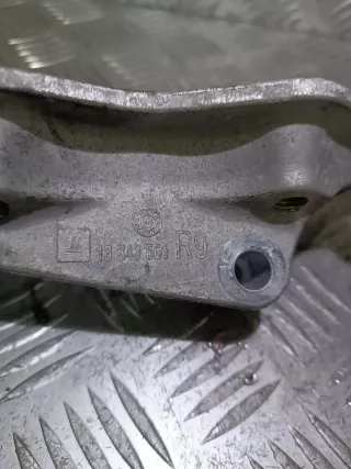 13343561 Кронштейн двигателя Opel Astra J Арт 39417, вид 2