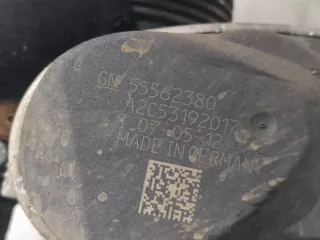 5825723,93189782 Дроссельная заслонка Opel Zafira C 1.8л Инжектор Арт 8806996, вид 2