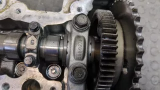 55489314,95519589 Головка блока цилиндров Opel Astra K Арт 8799959, вид 3