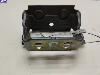 C8Q9A Петля крышки (двери) багажника Ford Focus 1 Арт 54549325, вид 2