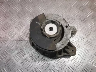 2052406617 Подушка крепления двигателя Mercedes C W205 Арт 00228633, вид 1