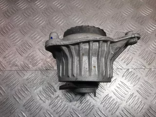 2052406617 Подушка крепления двигателя Mercedes C W205 Арт 00228633, вид 5