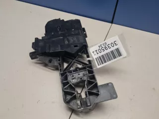 A2217601334 Кронштейн ручки двери левой Mercedes S W221 Арт Z327189, вид 3