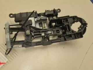 51217401212 Кронштейн ручки двери передней правой BMW 6 F06/F12/F13 Арт ZAP327673, вид 1