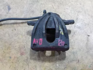4773005060 Toyota Суппорт тормозной передний правый Toyota Corolla VERSO 2 Арт E50353754