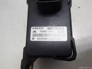 30773379 Volvo Датчик курсовой устойчивости Volvo V70 2 Арт E90285414, вид 2