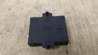 FK7214B673AD Блок управления крышкой багажника Land Rover Discovery sport Арт W29552, вид 1