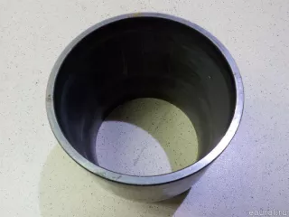 1523301 Volvo Втулка распорная Volvo F Арт E36121572, вид 3