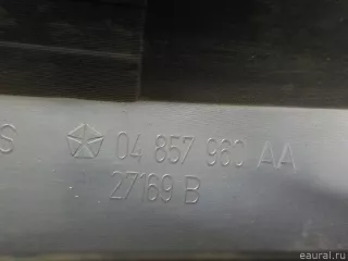 4857958AA Chrysler Решетка радиатора Chrysler Voyager 5 Арт E40340294, вид 4