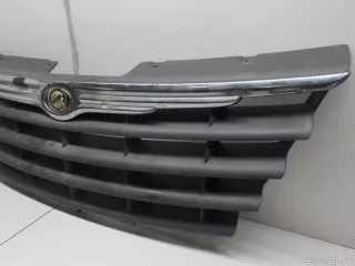 4857958AA Chrysler Решетка радиатора Chrysler Voyager 5 Арт E41033719, вид 2