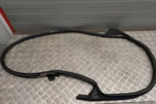 TMSPY03, TMSPZ05 , art10390764 Уплотнитель Tesla model S Арт 10390764, вид 1
