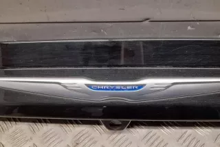 5UT85AXRAE , art10892621 Накладка подсветки номера Chrysler Pacifica 2016 Арт 10892621, вид 3