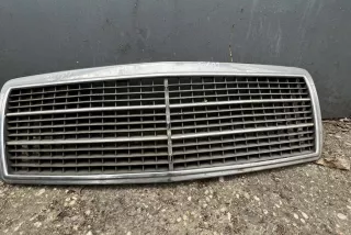 #F129 , art10381506 Заглушка (решетка) в бампер передний Mercedes C W202 Арт 10381506, вид 1