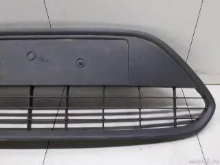 1529043 Ford Заглушка (решетка) в бампер передний Ford Focus 2 restailing Арт E31352889, вид 2