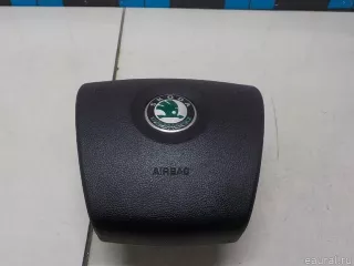 1Z0880201AE3X1 VAG Подушка безопасности в рулевое колесо Skoda Octavia A8 Арт E84569585, вид 1