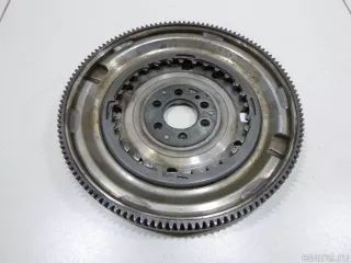 03F105266 VAG Маховик Skoda Yeti Арт E48349534, вид 3