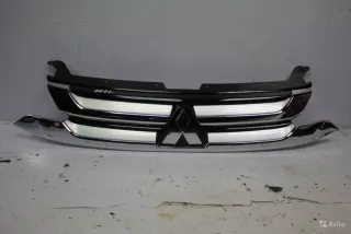 7450A967, 7450A992 решетка радиатора Mitsubishi Outlander 3 restailing 2 Арт 71636RM, вид 1