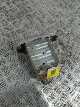35407-0R307 Кронштейн крепления бампера переднего Toyota Yaris 2 Арт 46023063485, вид 1