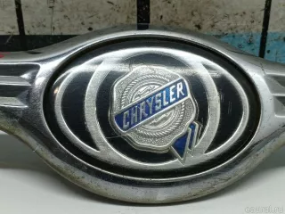 Эмблема Chrysler Voyager 5 2002г. 4857406AA Chrysler - Фото 3