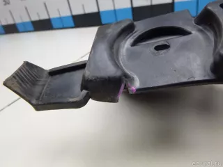 13225772 GM Направляющая переднего бампера Opel Astra H Арт E48425618, вид 8