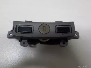 51167002397 BMW Замок подлокотника BMW 7 E65/E66 Арт E51528226, вид 1