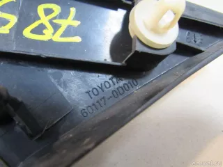 601170D010 Toyota Накладка переднего крыла правого Toyota Yaris 1 Арт E80926785, вид 5