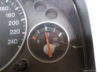 1351742 Ford Панель приборов Ford Mondeo 3 Арт E84601132, вид 6