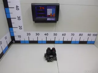 21225479 Volvo Клапан защитный 4-х контурный Volvo FM Арт E4248443, вид 1