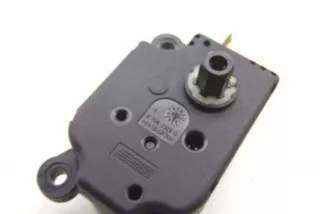 11393072 , art11026405 Заслонка печки/климат-контроля BMW 1 E81/E82/E87/E88 Арт 11026405, вид 1