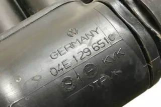 04E129651C , art11194486 Патрубок впускного коллектора Volkswagen Scirocco 3 Арт 11194486, вид 3