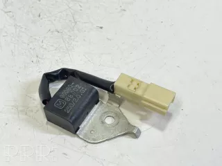 9008088002 , artKES917 Усилитель антенны Toyota Avensis 2 Арт KES917, вид 1
