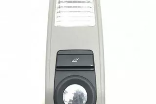 9215619 , art9765982 Фонарь салона (плафон) BMW 5 F10/F11/GT F07 Арт 9765982, вид 1